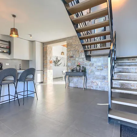 Holiday home Tiamo By Interhome Kastelir