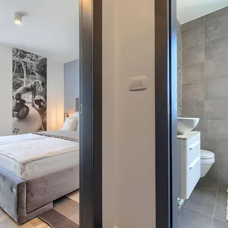 Tiamo By Interhome * Kastelir